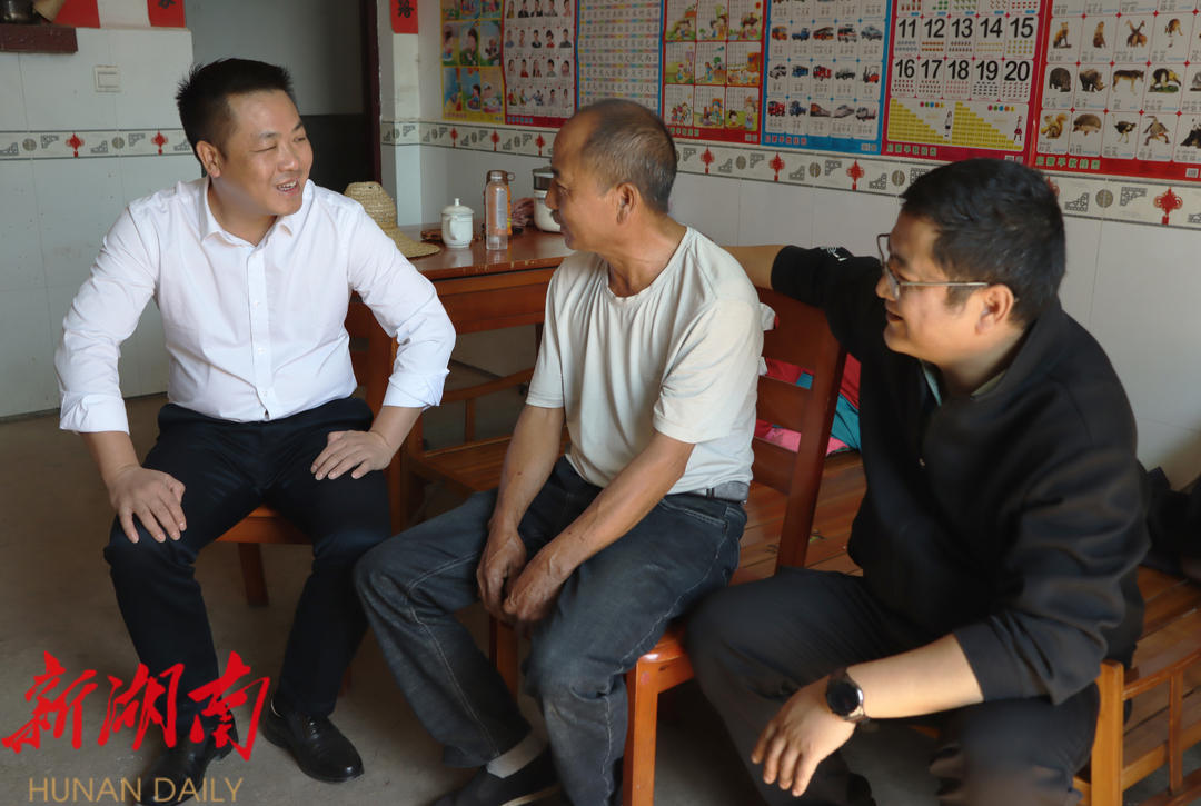 杨云龙督导黄龙镇乡村振兴、疫情防控、森林防灭火等重点工作_邵阳头条网